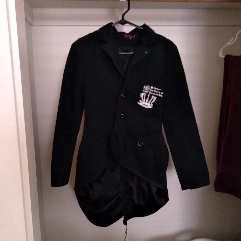 Vintage Y2K Deorart Black Jacket with Patch and D-Ring Detail